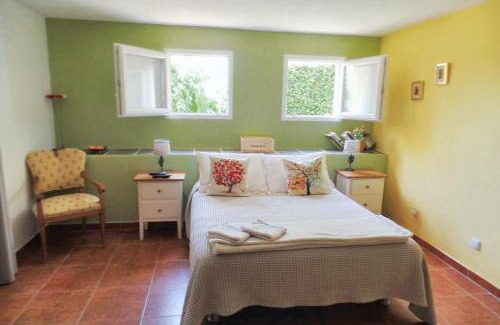 Altavista Apartment | Cozy apartment in Collado Villalba 100 m² with open garden