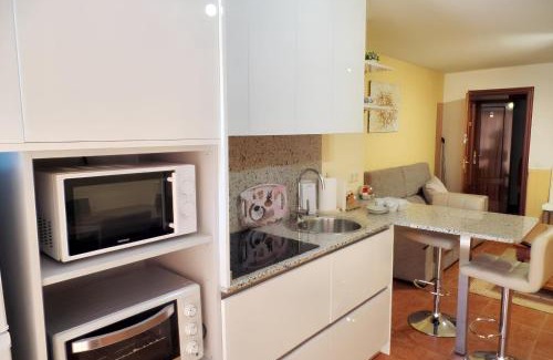 Altavista Apartment | Cozy apartment in Collado Villalba 100 m² with open garden