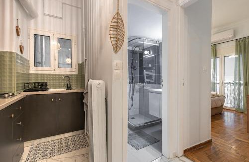 Exarhia Apartment | Cozy Apartment in Exarchia, Walk to Athens Museum