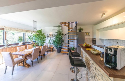 Rudine Apartment | Cozy apartment in Kastel Novi