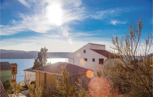 Miskovici Apartment | Cozy Apartment In Miskovici With Wifi