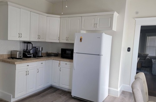 East Haven Apartment | Cozy apartment in New Haven