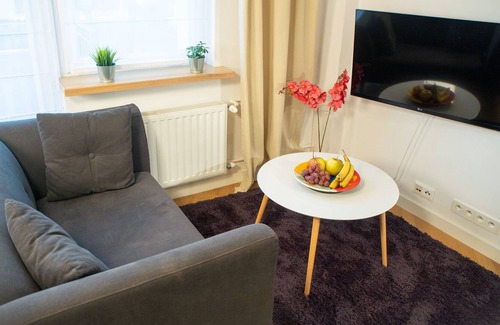 Nowe Miasto Apartment | Cozy Apartment in Beautiful District || Book Now