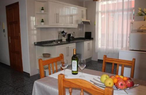 Puerto Naos Apartment | Cozy apartment in Puerto de Naos 45 m² mountain view