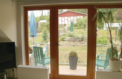 Hohenbergen Apartment | Cozy apartment in Schlotheim with kitchen