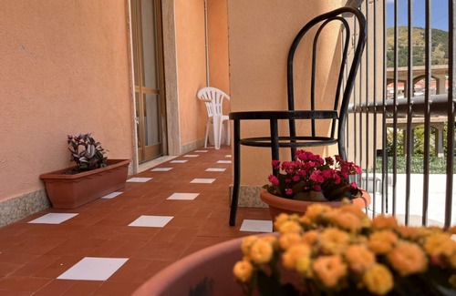 Guardia Piemontese Marina Apartment | Cozy apartment in the center of Guardia Piemontese Marina and very close to the sea