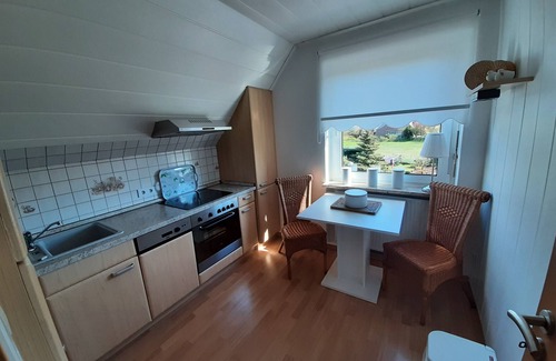 Sahlenburg Condo | Cozy apartment in the Lore house with a sunny balcony