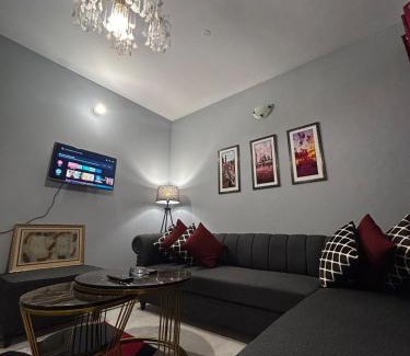 Murree Apartment | Cozy apartment in the mountains
