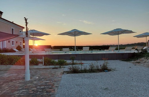 Monsano Apartment | Cozy apartment in villa with pool and sea view