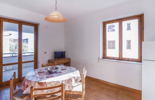Nocera Scalo Apartment | Cozy apartment in Nocera Terinese