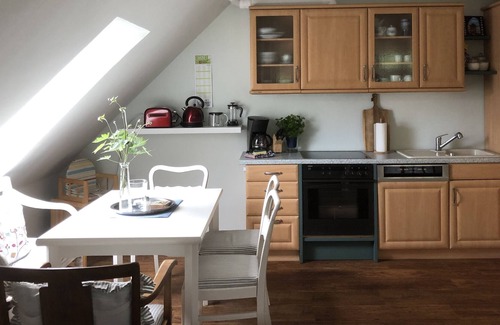 Steinhagen Apartment | Cozy apartment just outside of Stralsund's