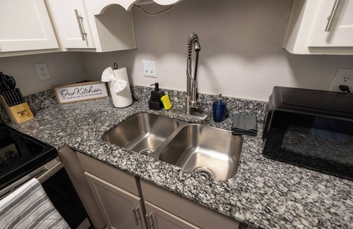 Birmingham Apartment | Cozy Apartment Minutes From Hospitals & UAB Campus!