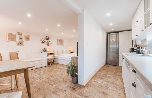 Cesky Krumlov Apartment | Cozy apartment near the center of the of Český Krumlov. Free parking available.