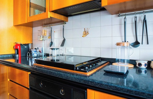 Dergano Apartment | Cozy Apartment Near Bovisa – WiFi, AC, Metro