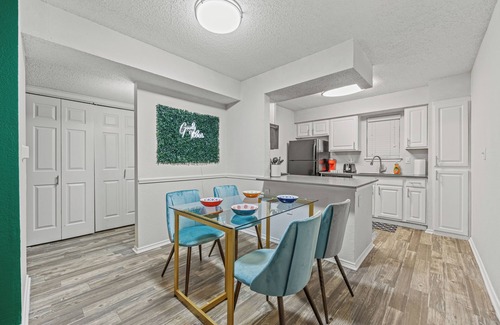 North Arlington Apartment | Cozy Apartment near Cowboys and Rangers Stadium and DFW Airport