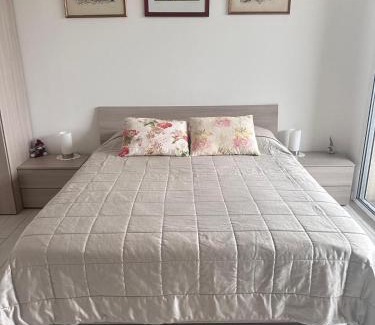 Certosa Apartment | COZY APARTMENT NEAR CITY LiFE