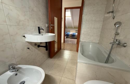 Bresso Apartment | COZY APARTMENT NEAR MiLAN