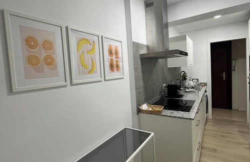 Leon XIII-Los Naranjos Apartment | Cozy Apartment Next to Center