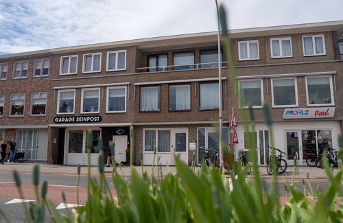 Katwijk Aan Zee Apartment | Cozy apartment - 150 meters from beach!