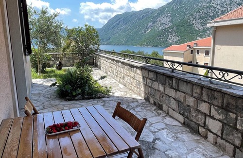 Risan Apartment | Cozy apartment "Olive" in Risan, Montenegro - near the Bay of Kotor.