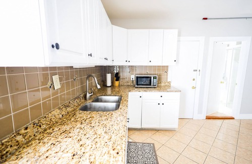 Federal Hill Apartment | Cozy Apartment on Federal Hill
