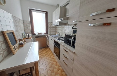 Casasco d'Intelvi Apartment | Cozy apartment surrounded by nature with lake view