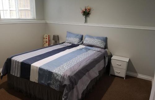 Argyle Apartment | Cozy Apartment Unit