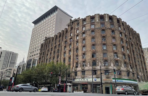 Downtown Shanghai Apartment | Cozy apartment with Art Deco at the heart of the City Center