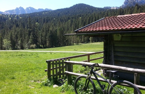 Bad Bayersoien Apartment | Cozy apartment, with Königscard centrally located in the Ammergau Alps