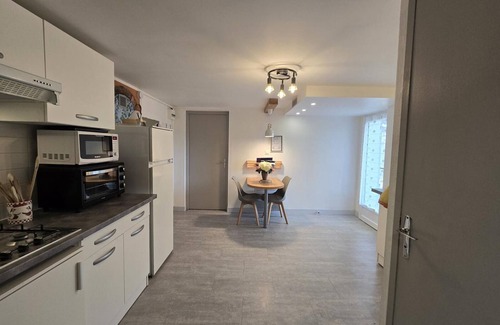 Bigaroque Apartment | Cozy apartment with terrace and pool in Périgord Noir