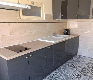 Riberac House | Cozy apartment, WiFi, garage, quiet city center