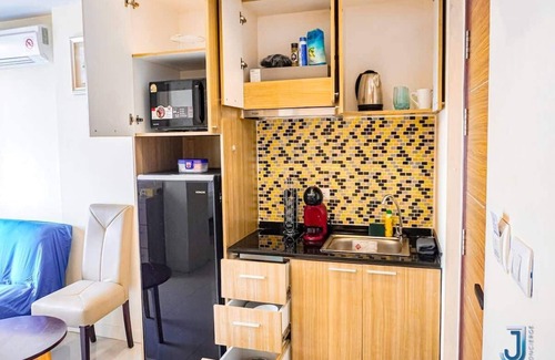 Pratumnak Hill Condo | Cozy apartment with pool view in phra tamnak