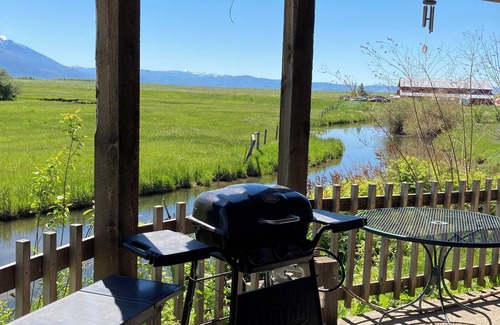Ronan Apartment | Cozy apartment with amazing Mission Mountain views