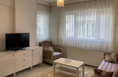Uludag House | Cozy Apartment with Easy Transport in Istanbul