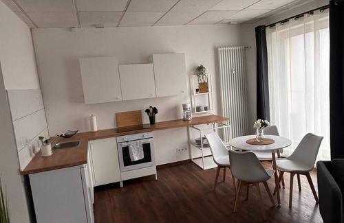 Spremberg Apartment | Cozy apartment with kitchen and good transport connections