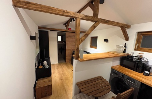 Munchen District Cabin | Cozy apartment with separate entrance