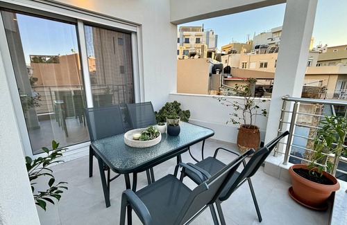 Heraklion Apartment | Cozy Apartment with Spacious Veranda Downtown