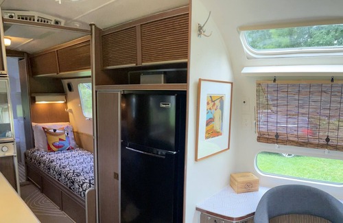 Hico House | Cozy Arlo the Airstream ❤️of New River Gorge National Park / Beside Brewery