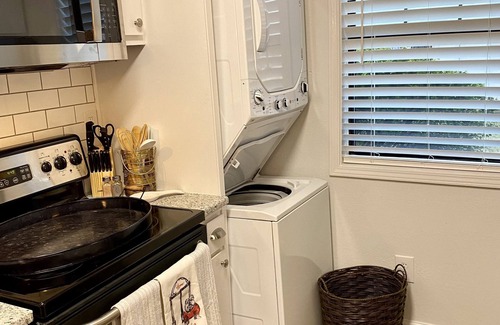 Athens Condo | Cozy Athens Condo – Close to UGA & Downtown Athens