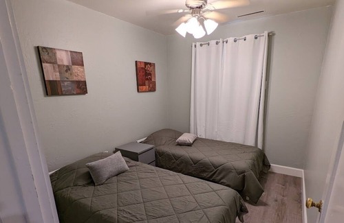 North Auburn House | Cozy Auburn Trails Retreat- Close to all Auburn has to offer!