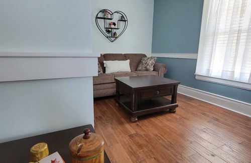 South Kortright Bed & Breakfast | Cozy B&B with WiFi and AC in charming South Kortright