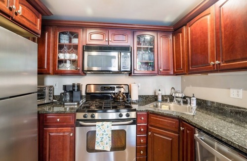 Back Bay West Apartment | Cozy Back Bay Boston Retreat!