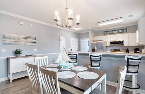 Longs Condo | Cozy Barefoot Beach Retreat: Resort Amenities