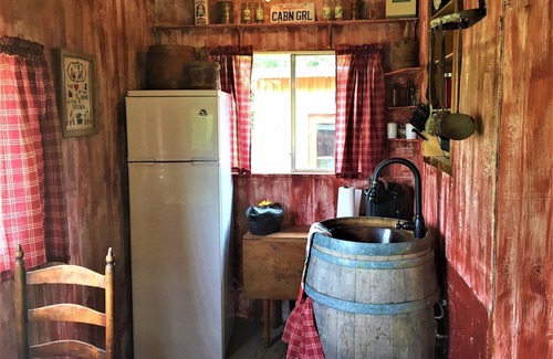 Snohomish House | Cozy Barn House Retreat with Country Charm