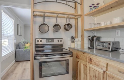 Mount Hood Village Apartment | Cozy Basecamp Near Skiing, Pets - Mt Air 13