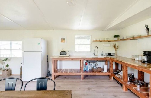Sequatchie House | Cozy basecamp minutes from waterfalls, hiking and climbing