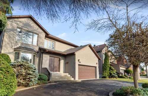 Dollard-des-Ormeaux Apartment | Cozy basement in central ddo closer to airport