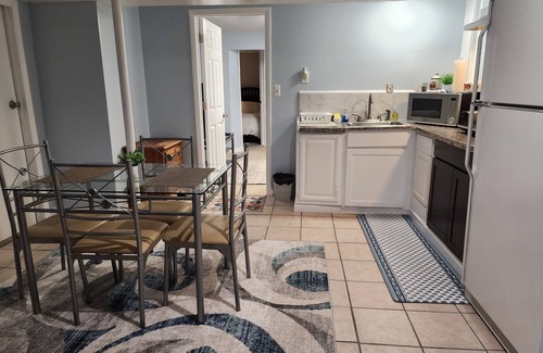 Columbia Apartment | Cozy Basement Apartment in Columbia