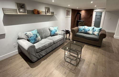 Toronto Apartment | Cozy Basement Apartment near Toronto Pearson Airport