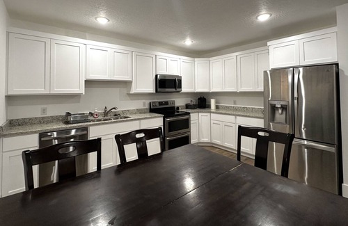 Nephi Apartment | Cozy Basement Apartment with private entrance.